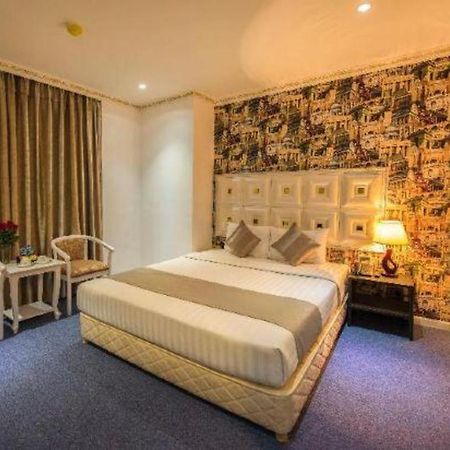 Golden Crown Hotel Saigon Thành Pho Ho Chí Minh Esterno foto