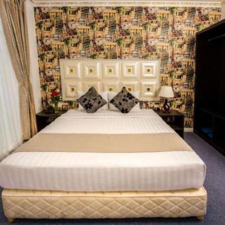 Golden Crown Hotel Saigon Thành Pho Ho Chí Minh Esterno foto