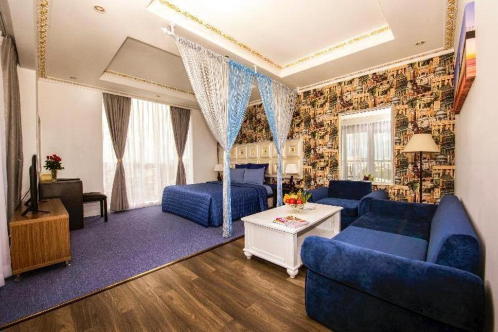 Golden Crown Hotel Saigon Thành Pho Ho Chí Minh Esterno foto